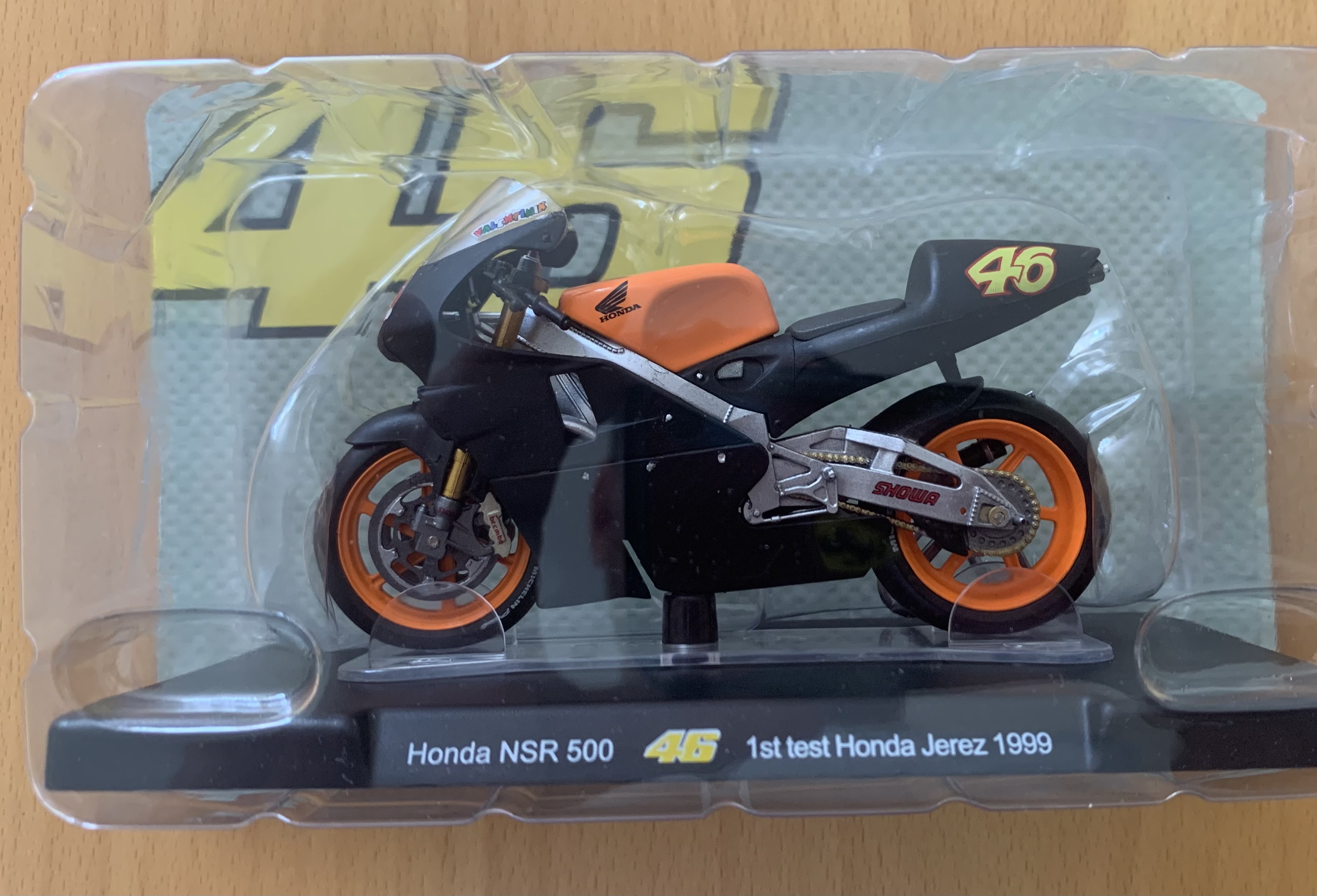 Model Altaya VR46 Honda NSR 500 Jerez Test 1999 1/18