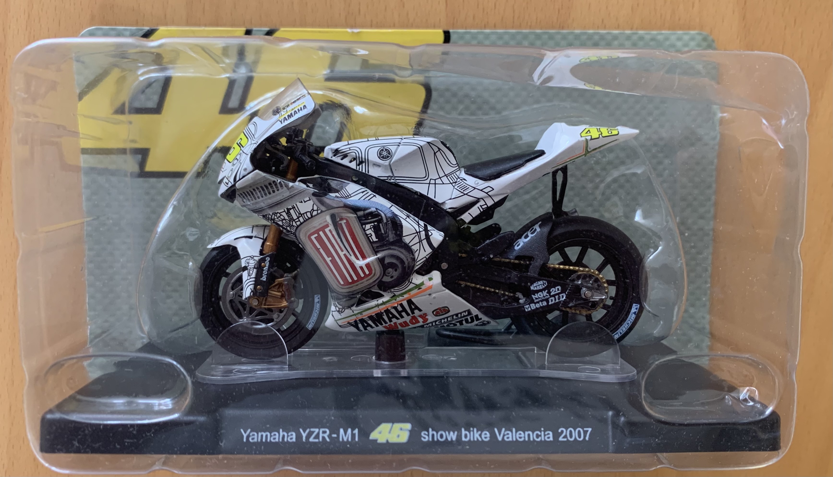 Model Altaya VR46 Yamaha YZR M1 - Valencia Show - 2007 1/18