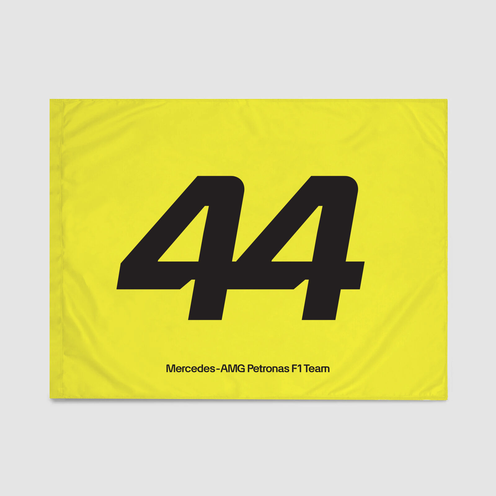 Mercedes AMG F1 fanouškovská vlajka - Lewis Hamilton