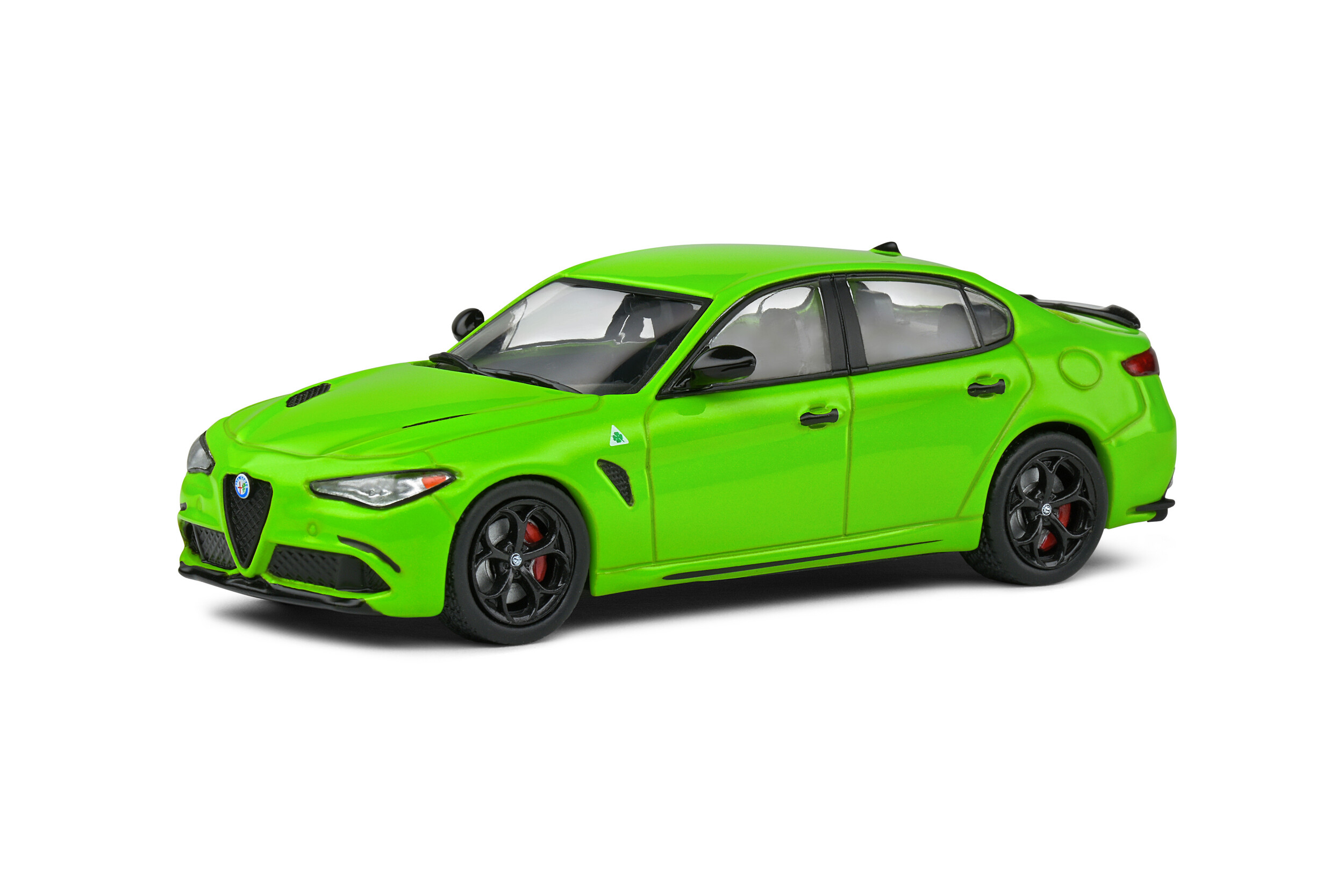 Model Solido Alfa Romeo Giulia Quadrifoglio 1:43 zelená