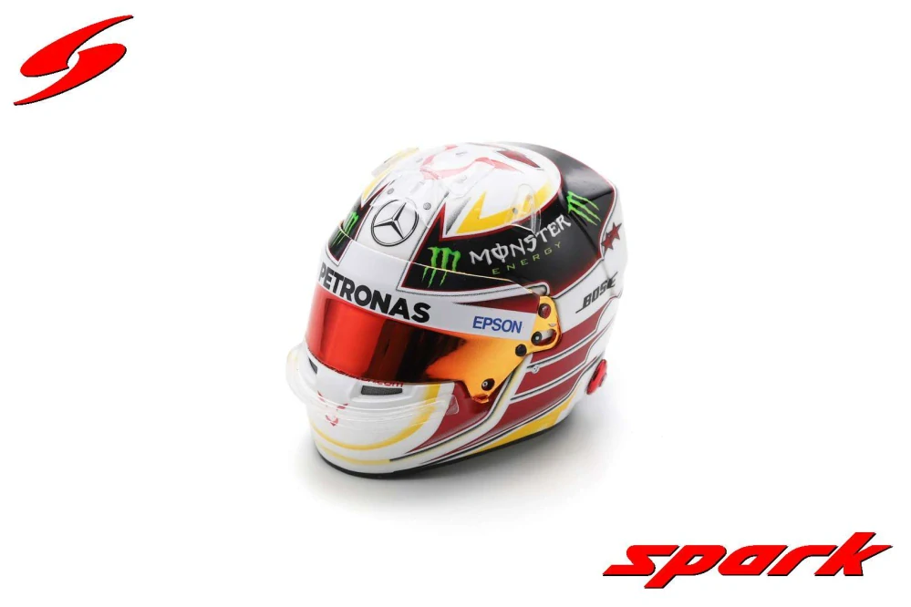 Model přilby SPARK Lewis Hamilton F1 2015 1:5 SE USA