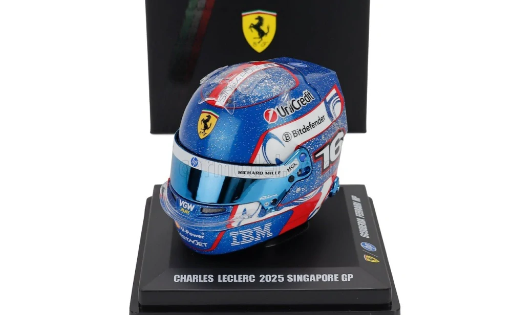 Model přilby Charles Leclerc - SF Singapore 2025 1:5 LookSmart