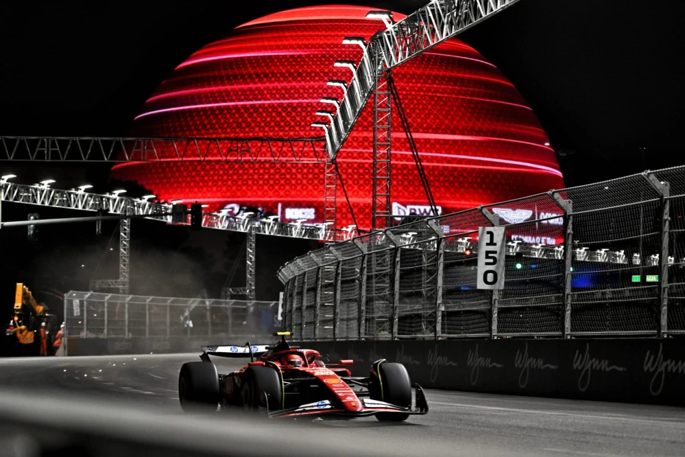 Tričko Scuderia Ferrari F1 x Puma - týmová edice LAS VEGAS 2026 - XXL