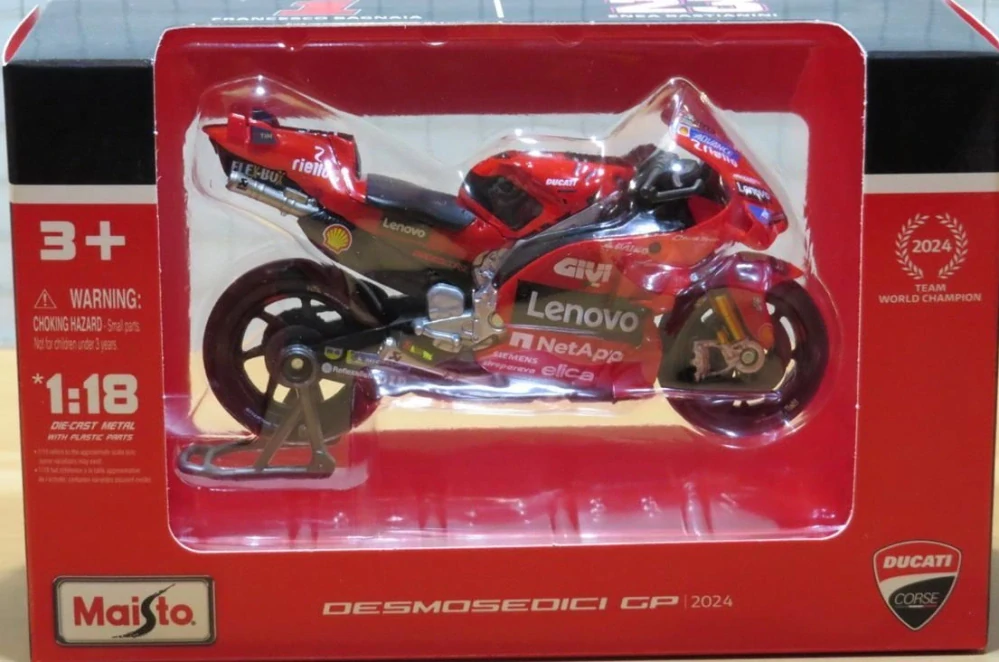 Model Ducati MotoGP GP24 - Francesco Bagnaia #1 1:18 