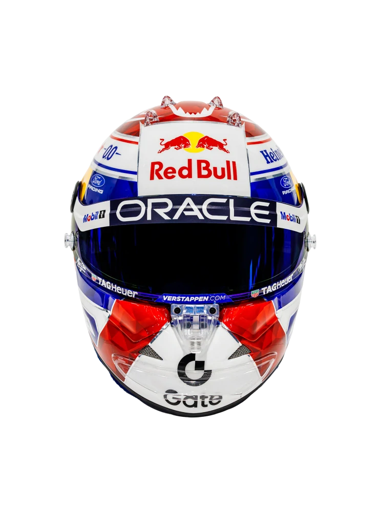 Model přilby Max Verstappen 2026 1:2 Schuberth
