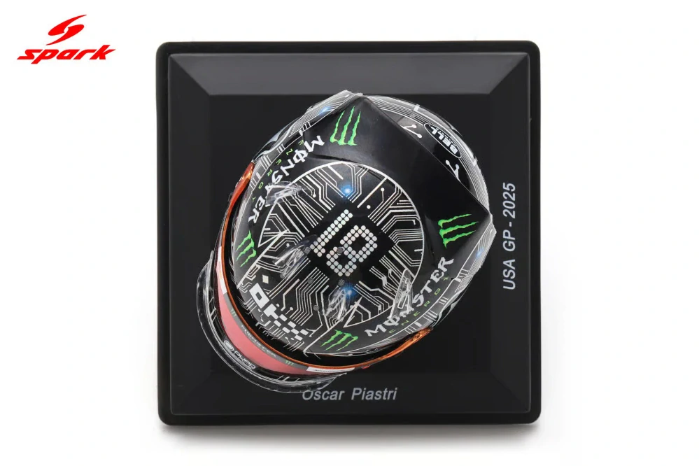 Model přilby SPARK Oscar Piastri USA GP F1 2025 1:5