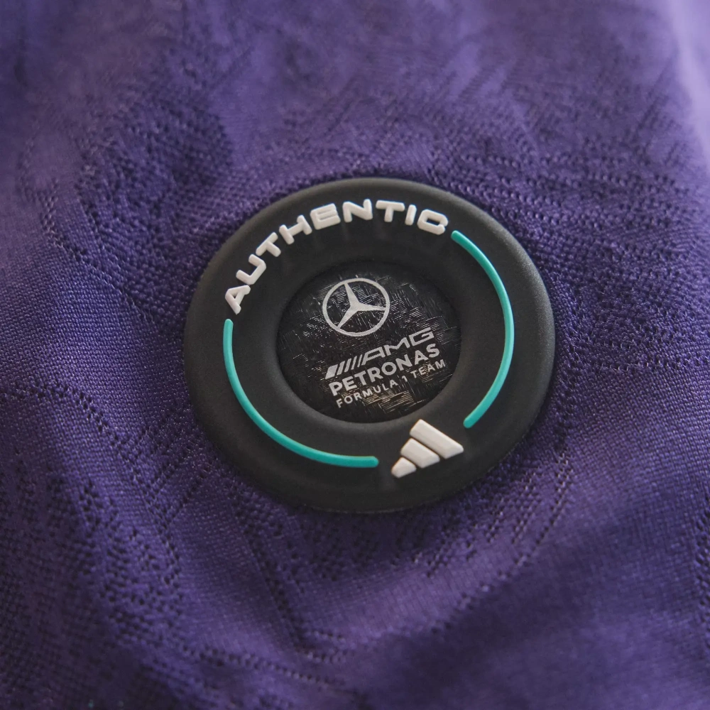Tričko authentic Adidas - Mercedes AMG Petronas F1 fialové s logy sponzorů - edice SINGAPORE 2026