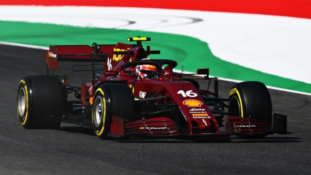 Model Scuderia Ferrari BBurago #16 Leclerc Toscana GP 1000TH 2020 1:18