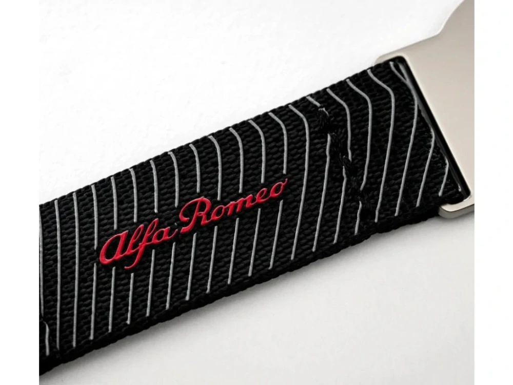 Alfa Romeo klíčenka se znakem