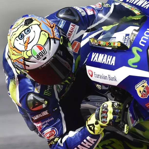 Model přilby MotoGP Valentino Rossi Winter Test 2016 1:5