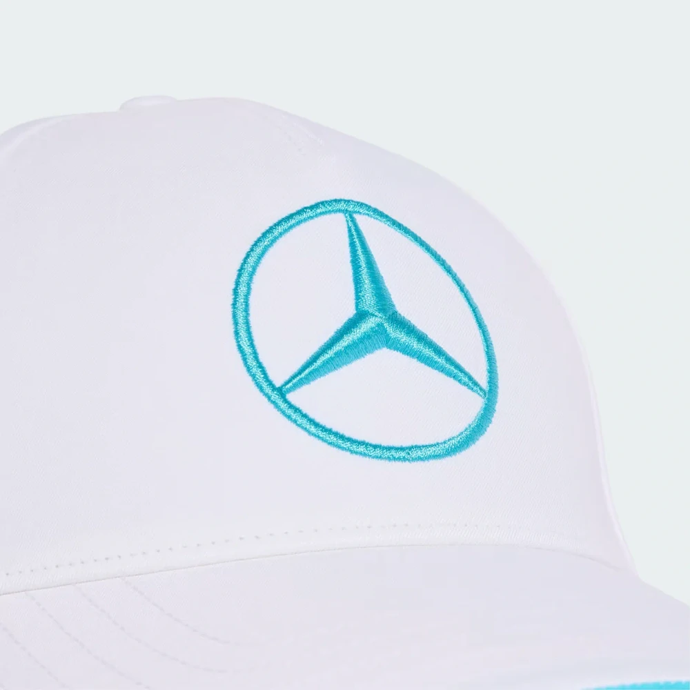 Bílá kšiltovka George Russell Mercedes AMG Petronas F1 x Adidas - týmová edice