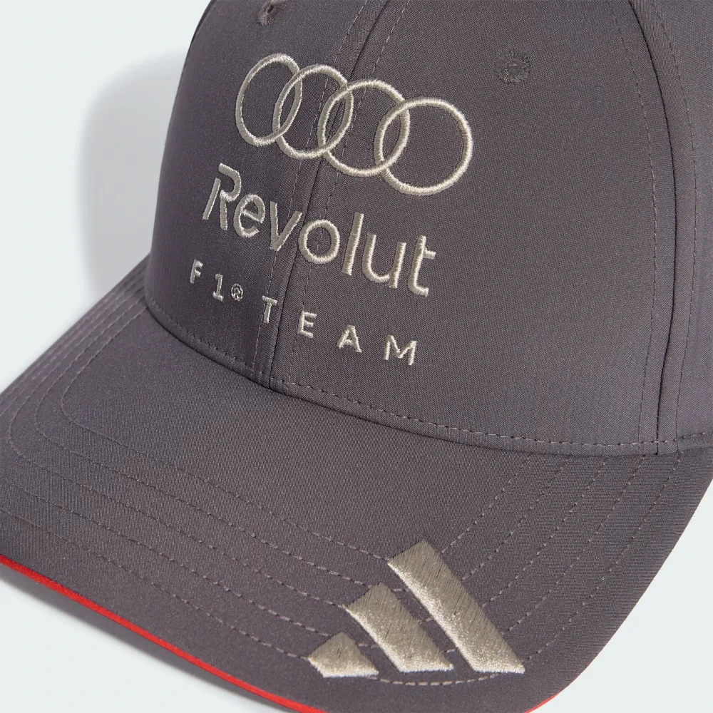 Kšiltovka Audi Revolut F1 tmavě šedá x Adidas - týmová edice