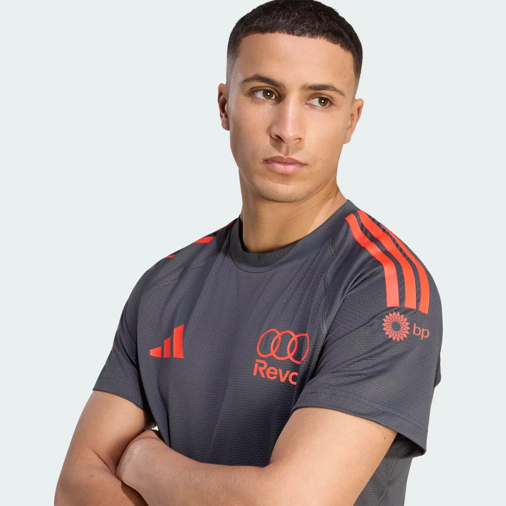Tričko Audi Revolut F1 šedé s logy sponzorů x Adidas - týmová edice