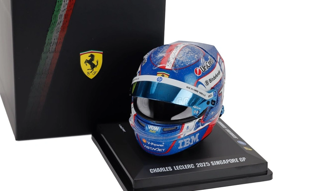 Model přilby Charles Leclerc - SF Singapore 2025 1:5 LookSmart