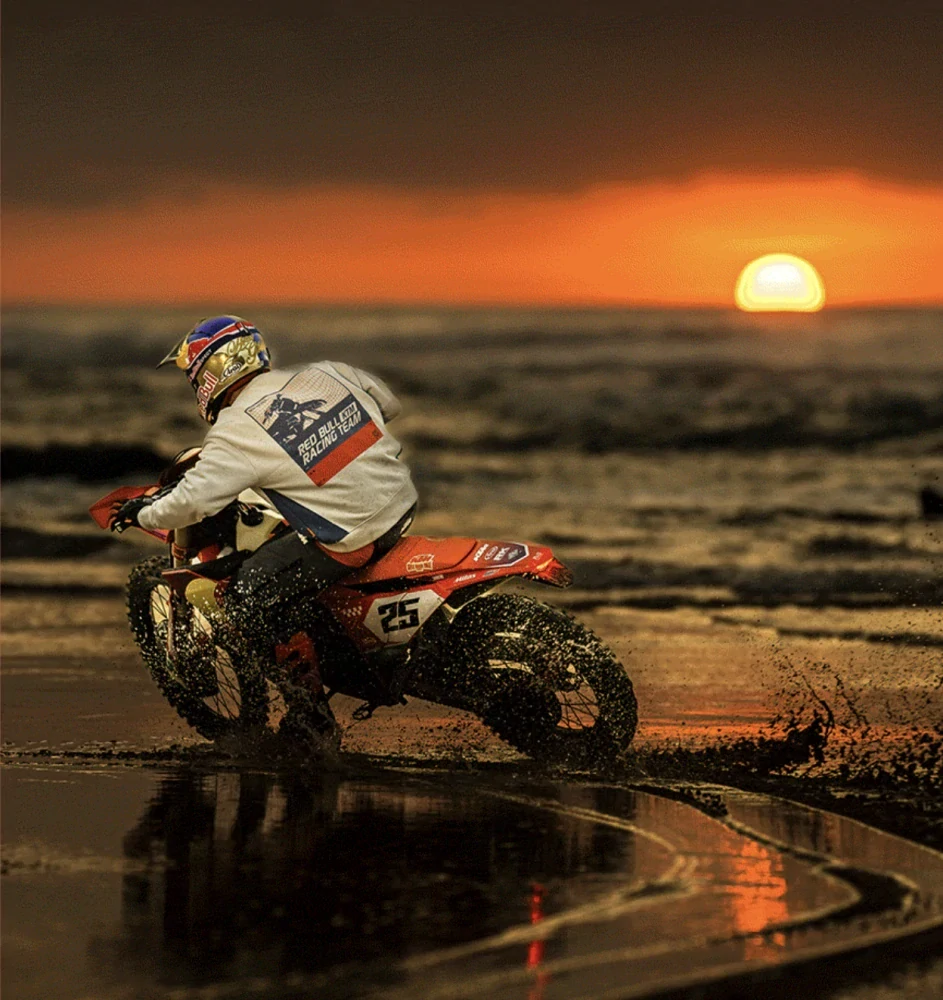 Mikina KTM Red Bull Racing DUSK se závodním motivem