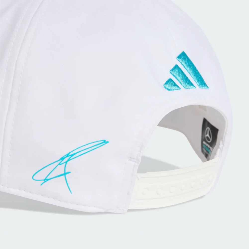 Bílá kšiltovka George Russell Mercedes AMG Petronas F1 x Adidas - týmová edice