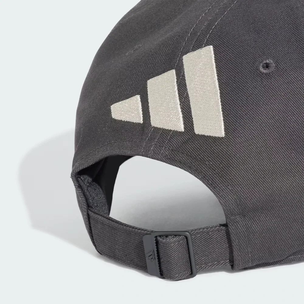 Kšiltovka Audi Revolut F1 tmavě šedá x Adidas - volnočasová edice
