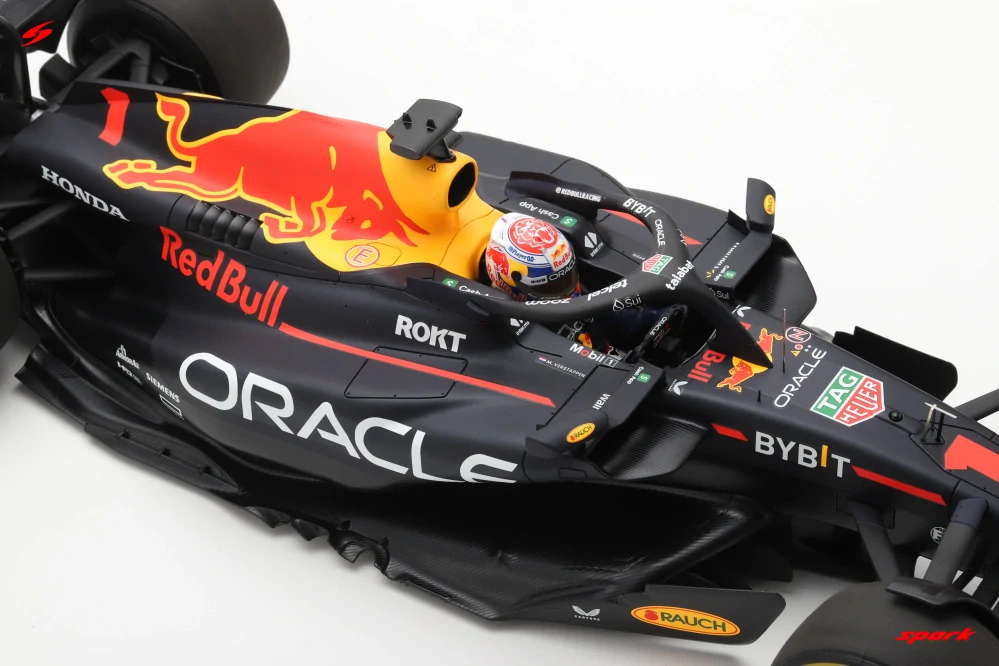 Model Spark Oracle Red Bull Racing RB19 Max Verstappen 1:12 Qatar GP 2023