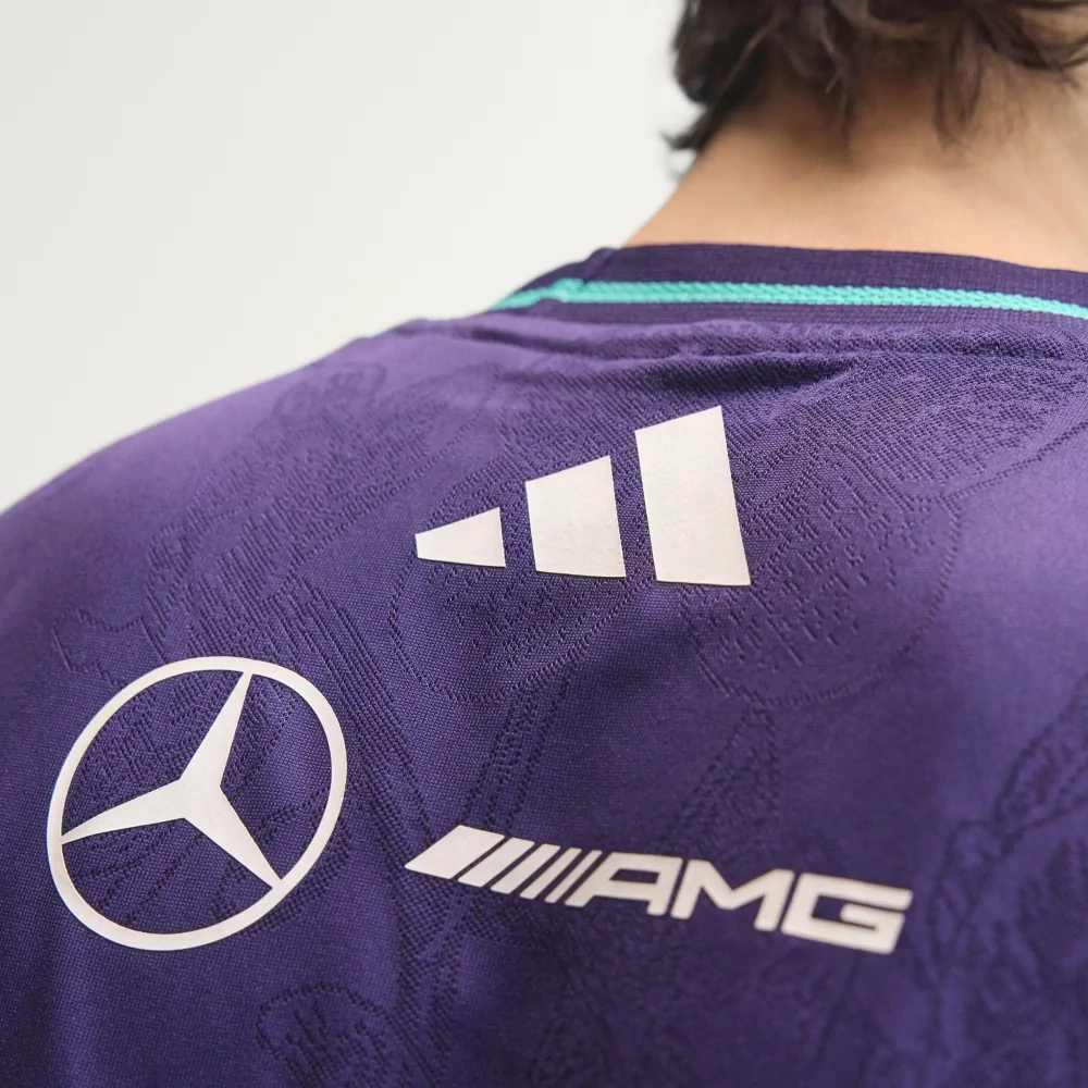 Tričko authentic Adidas - Mercedes AMG Petronas F1 fialové s logy sponzorů - edice SINGAPORE 2026