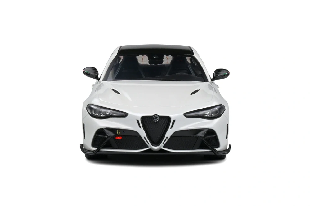 Model Solido Alfa Romeo Giulia GTA Trofeo bílá 1:18