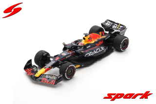 Model Spark Oracle Red Bull Racing RB19 Max Verstappen 1:18 Bahrain GP 2023