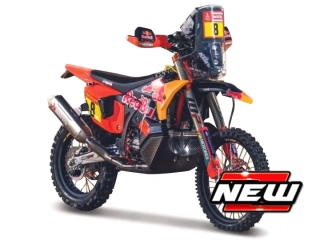 Model motocyklu Red Bull KTM 450 Rally Dakar 2024 Toby Price nr.8 1:6