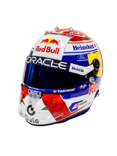 Model přilby Max Verstappen 2026 1:2 Schuberth